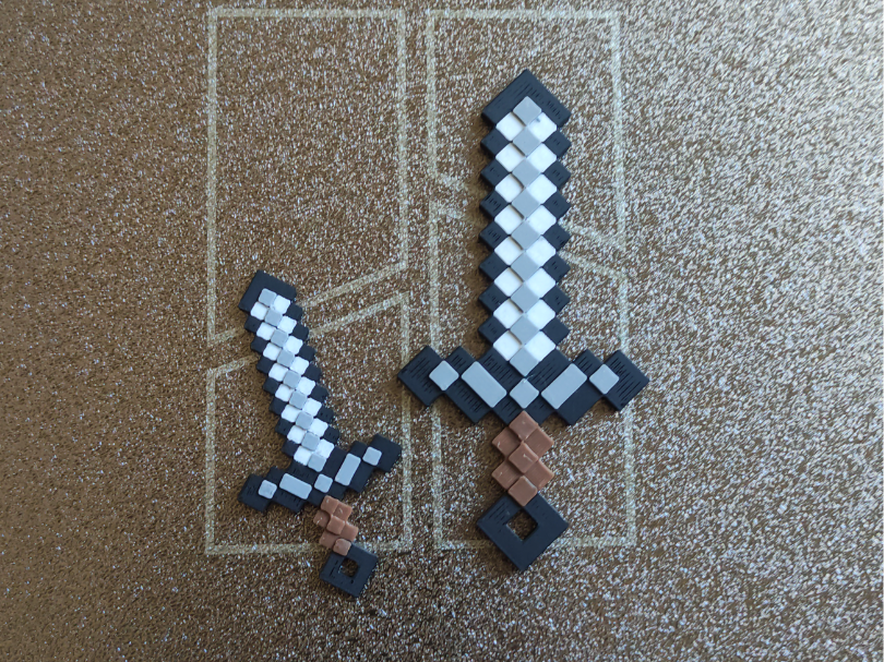 MINECRAFT Iron Sword (Keychain)