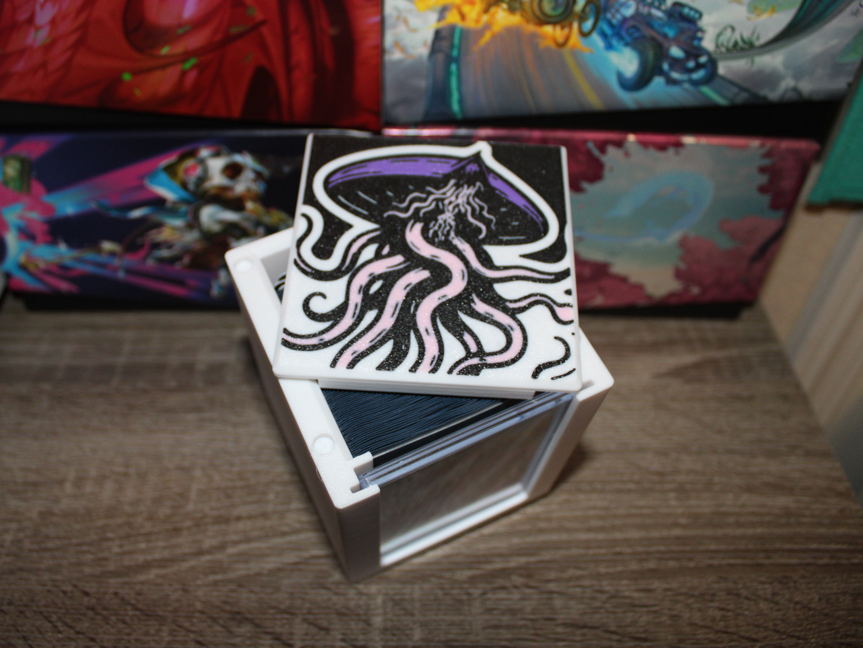 MTG EDH Commander Showcase Deck Box - Emrakul